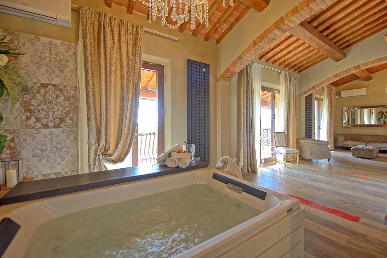 Villa Massimiliano By Posarellivillas Volterra Exterior photo
